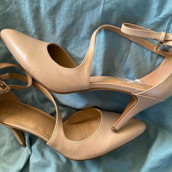 NWR Apt. 9 - Frittata Women's ankle straps High Heels, Size: 10 Med, 3.25” heel - Picture 2 of 6